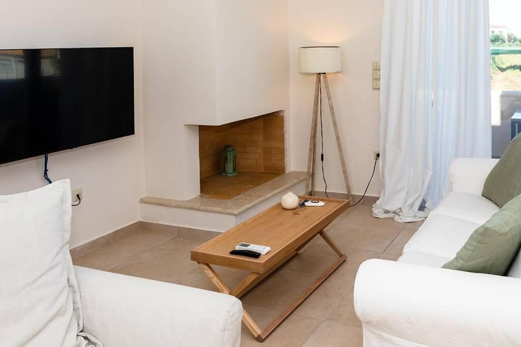Olea House Kyparissia 80M From The Sea Exterior foto
